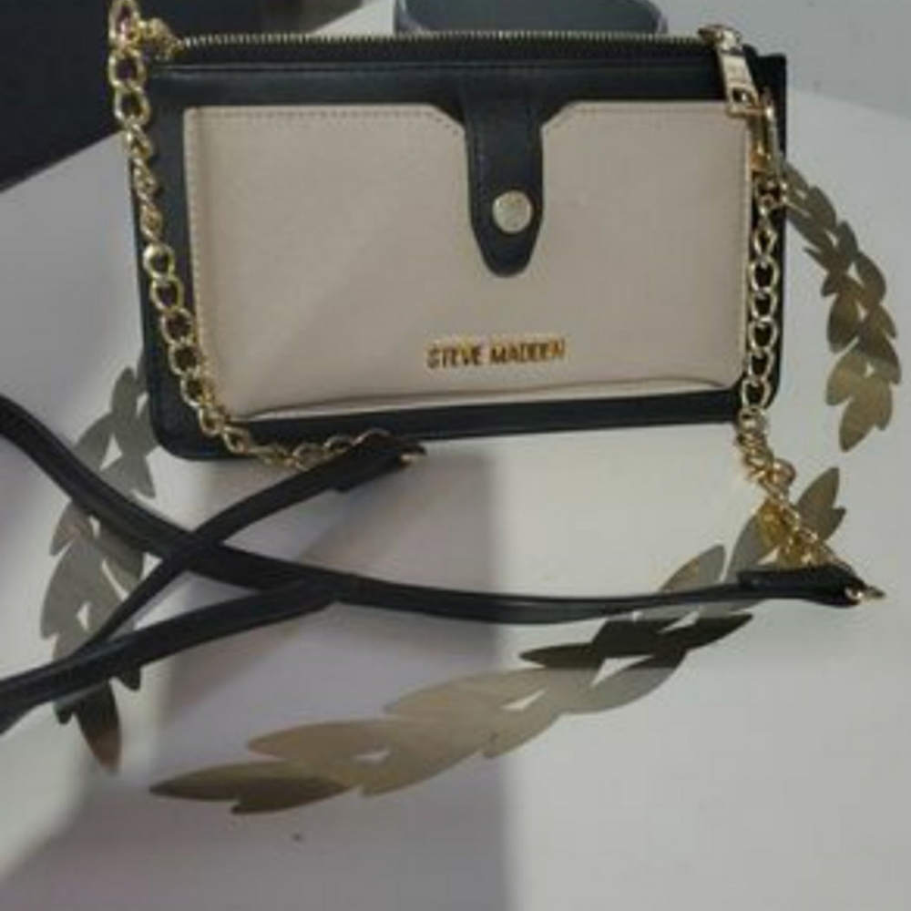 Steve Madden small purse
